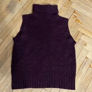 Michael Kors sleeveless sweater size medium